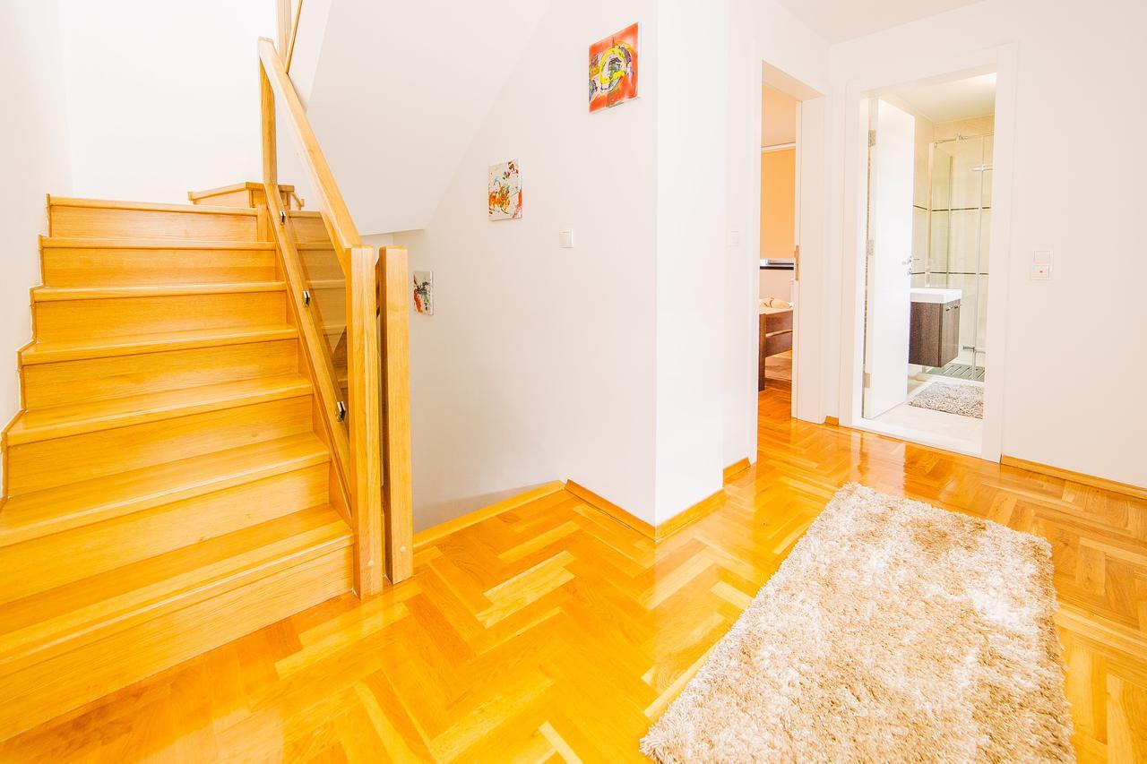 Luxury 3 Story House- Best View Σαράγεβο Εξωτερικό φωτογραφία